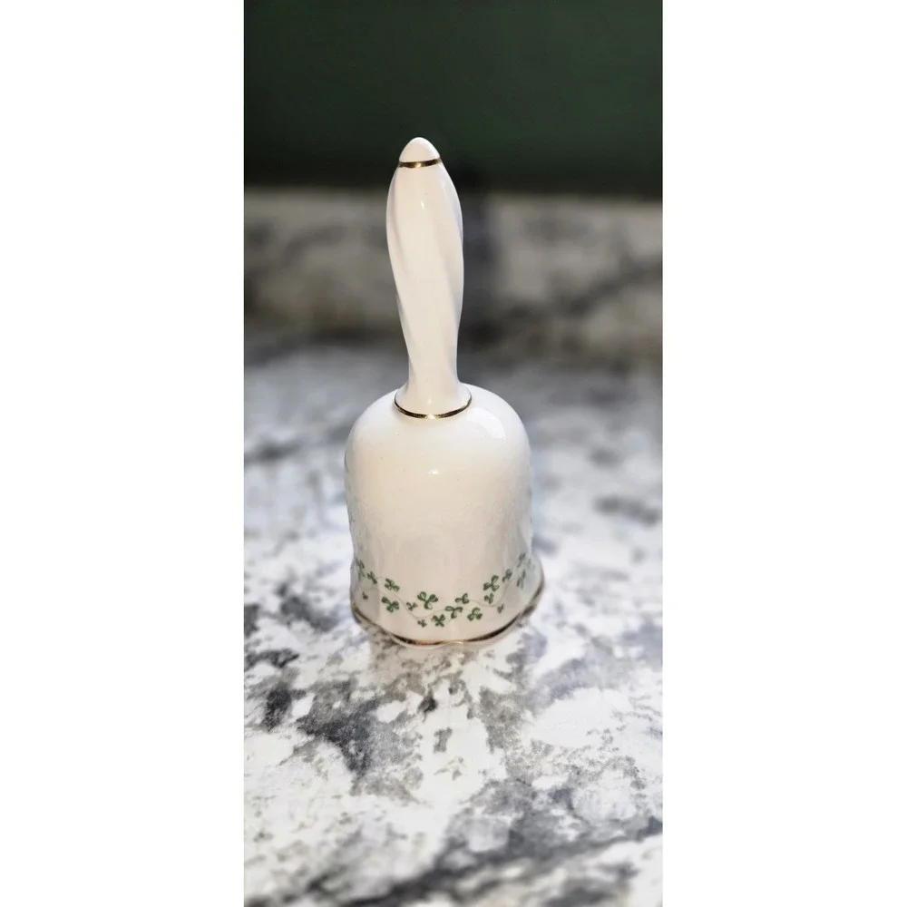SHAMROCKS IRISH PORCELAIN Royal Tara 5